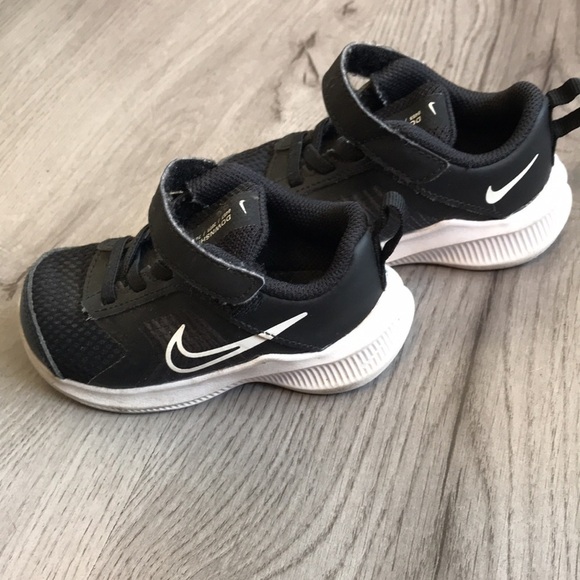 Nike DownShifters size 6c - Picture 4 of 5